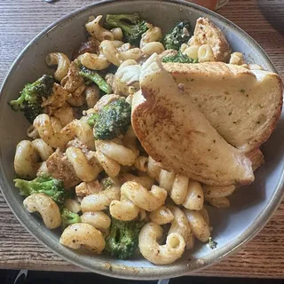 Chicken Pesto Pasta