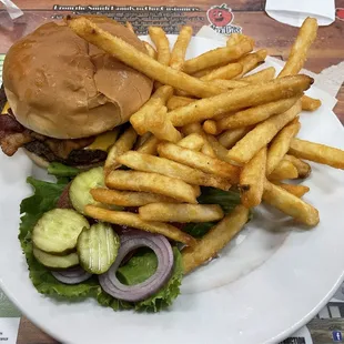 Bacon Cheeseburger was tasty!