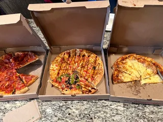 Ermanno's Pizza Shop