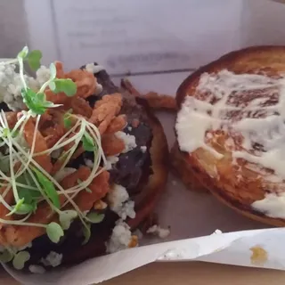 Beef WELL-ington Burger