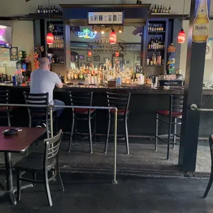 The bar at Smitty's 118