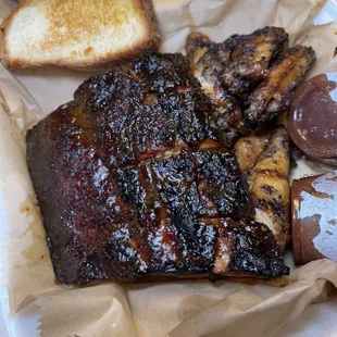 BBQ Ribs, Baked Beans, &amp; Mac &amp; Cheese