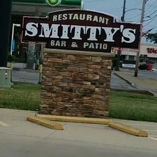 a sign for smitty's