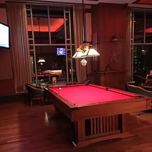 Pool table