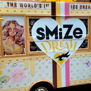 SMIZE!!!!