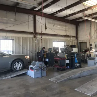 Super nice locally owned smog shop. Have brought numerous cars here for many years. Support local, stay safe.