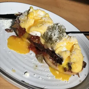Brisket Eggs Benedict