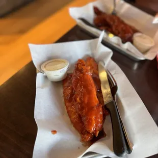 3 Atomic Tenders