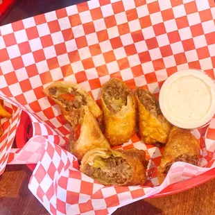 food, chicken wings and fried chicken