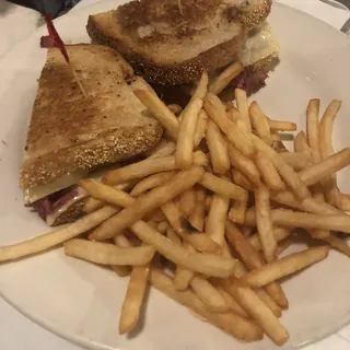 Reuben Sandwich