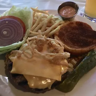 Smoke House Cheeseburger