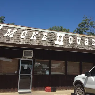 Smoke house! Best place in town