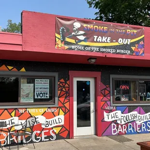 the outside of the restaurant