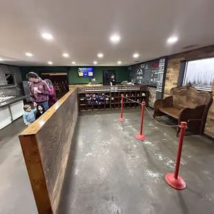 sushi and sashimi, interior