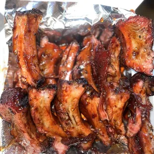 a plate of ribs