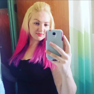 Rhiannon E.