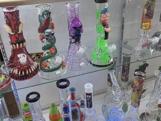 House of Smokes & Gifts