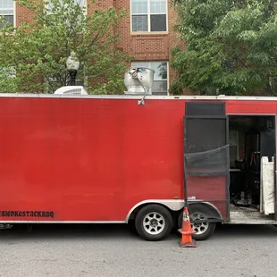 Food truck smoker. Arlington, VA. @apartments. Smelled amazing. Popular, 1 hour wait (online order). Must arrive early next time to order.
