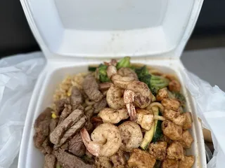 Geo’s Hibachi Teppanyaki