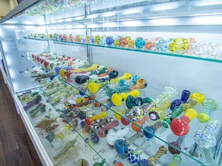 J's Smoke Shop