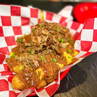 pulled pork chili cheese tater tots