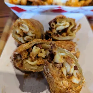 Mac N Cheese rolls