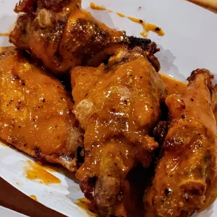 Spicy garlic wings