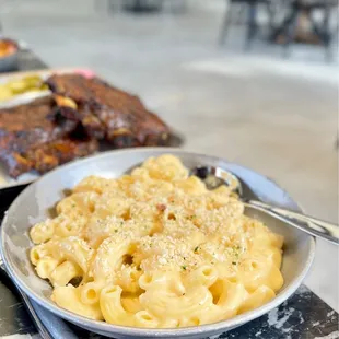 Del Mac &amp; Cheese