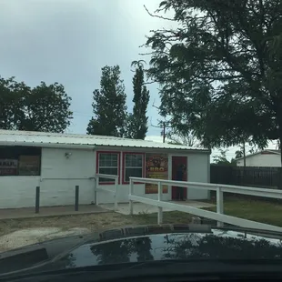 It's a SMALL place right next to a Uhaul store