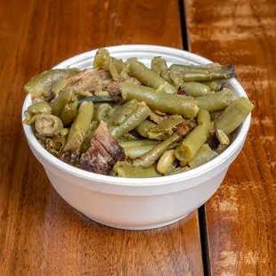 a bowl of green beans