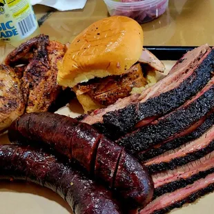 Smoked Chicken also brilliant. Two types of hot sauges here, all very well made and doesn't fall apart. Not super spicy