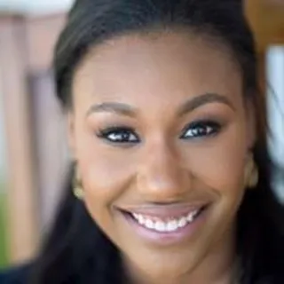 Jonelle B.
