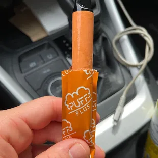 Broken puff bar out of packaging