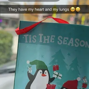 Free gift with the purchase of a pod and juice!