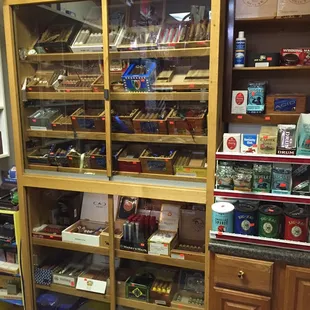 FINE CIGAR CASE. Cigars  kept within humidity specifications.