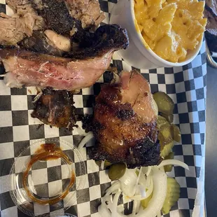 Pulled pork Mac and cheese  Chicken