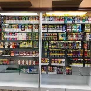 Blunt&apos;s shelfs