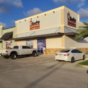 the outside of the restaurant