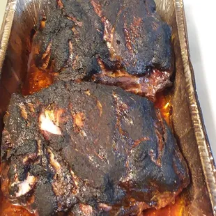 a pan full of ribs