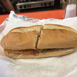 Fried fish sandwich. Nothing to special get the fried chicken instead