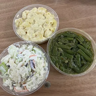 Slaw, Mac n cheese and green beans