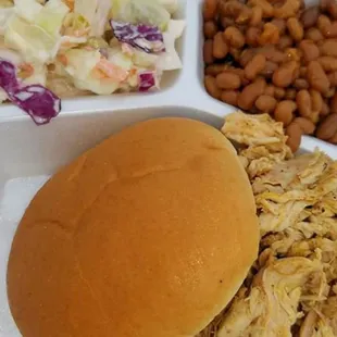 Pulled Pork
Baked Beans
Coleslaw
