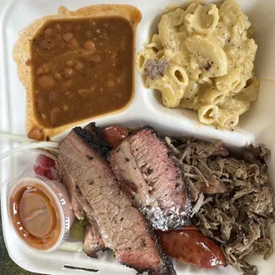 Brisket, Sausage &amp; Pulled pork with Mac &amp; Cheese / Baked Beans