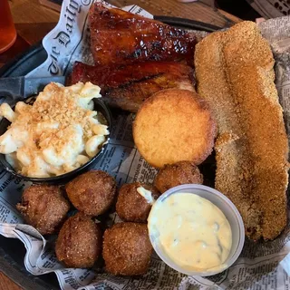 Jalapeño Hushpuppies (6)