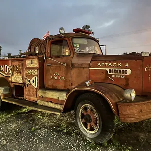 n old rusty truck