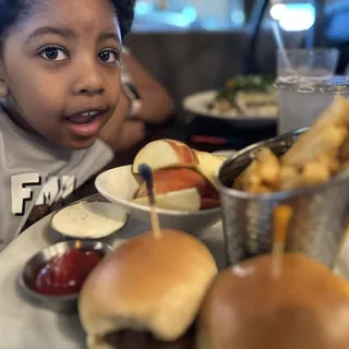 Kid's Cheeseburger Sliders