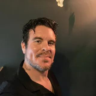 Sean S.