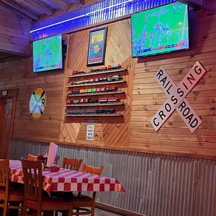 he dining area