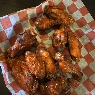 Jumbo wings