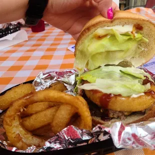 Smokin Momma’s Burgers & BBQ